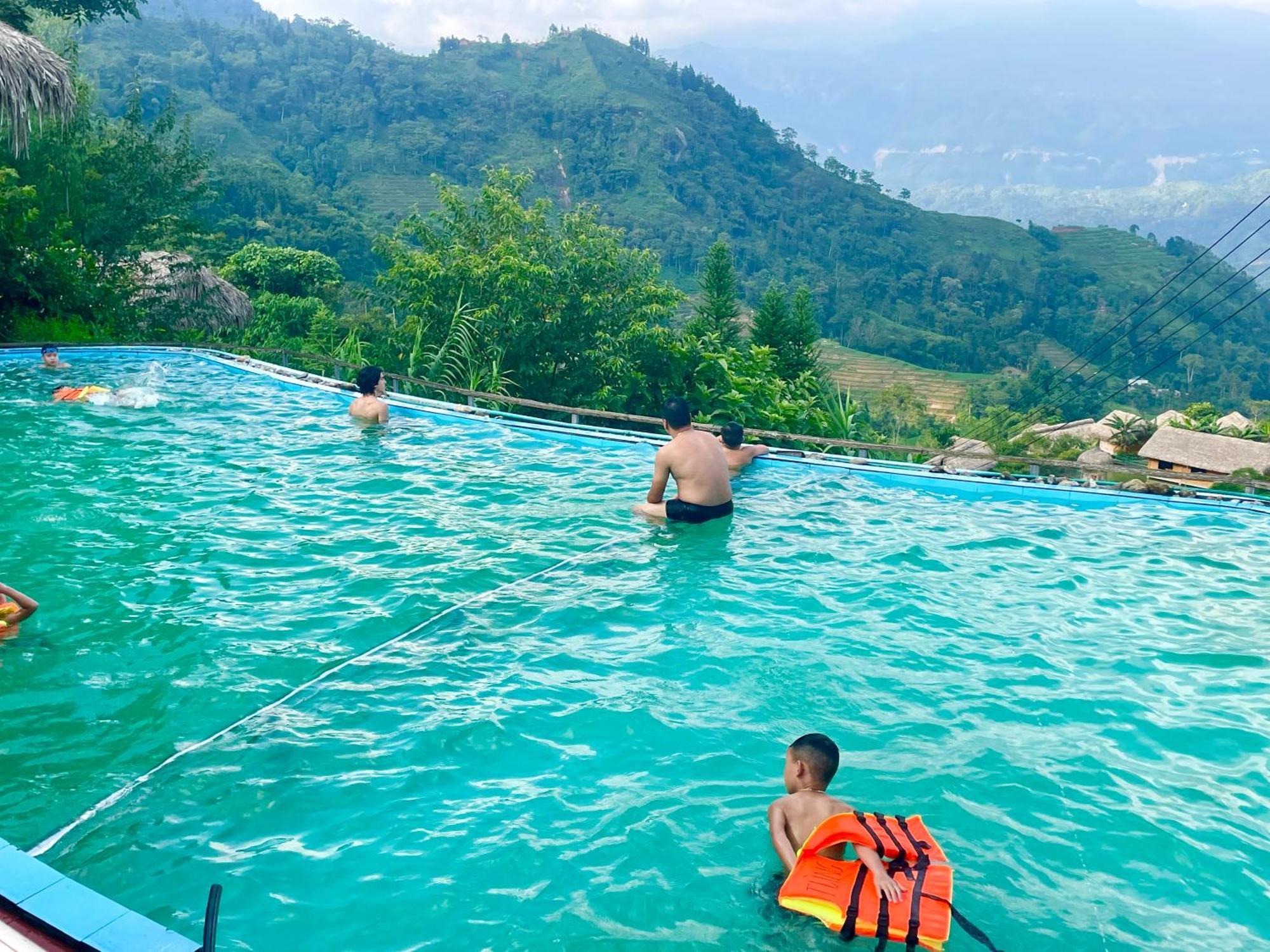 Dao Homestay Hoang Su Phi Esterno foto
